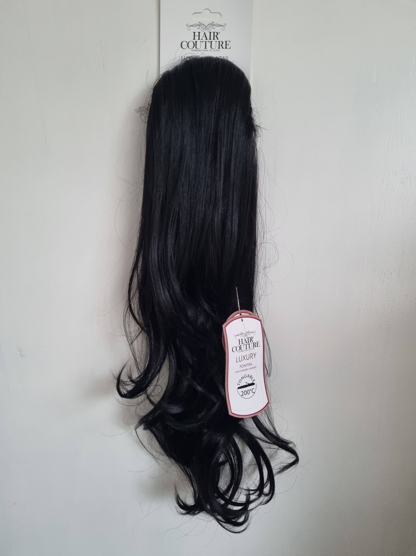 SLEEK LAUREL HAIR COUTURE SYNTHETIC HAIR PONYTAIL