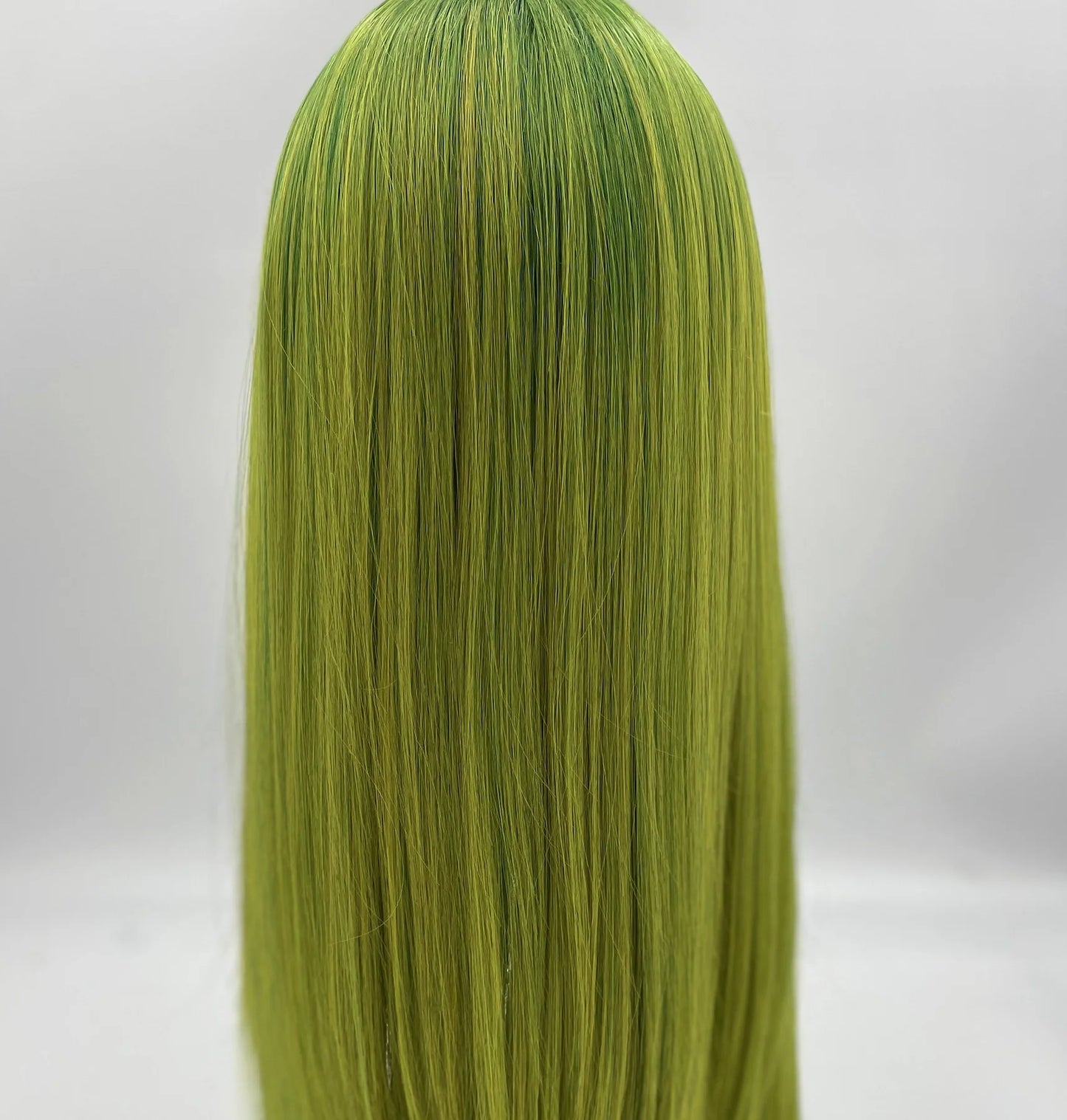 SLEEK LILLIAN HAIR COUTURE SYNTHETIC HAIR WIG
