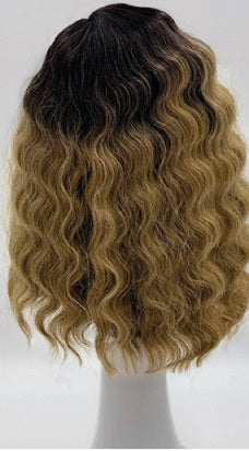 SLEEK SPOTLIGHT 101 MOLLY SYNTHETIC LACE PARTING WIG