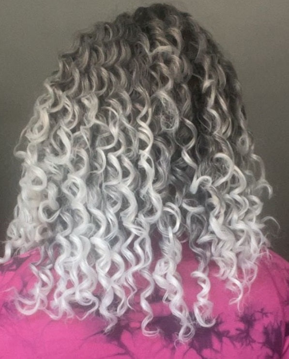 Echo "Bobbi" Lace Front Synthetic Wig