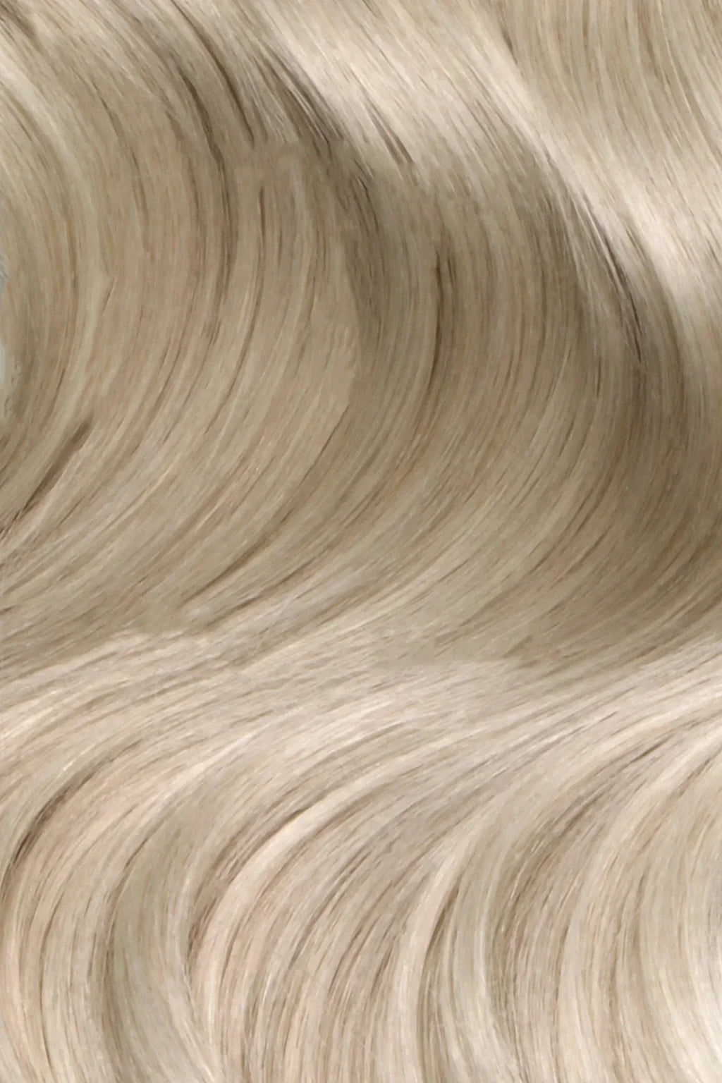 SWAY SEAMLESS Tape hair extensions 24"