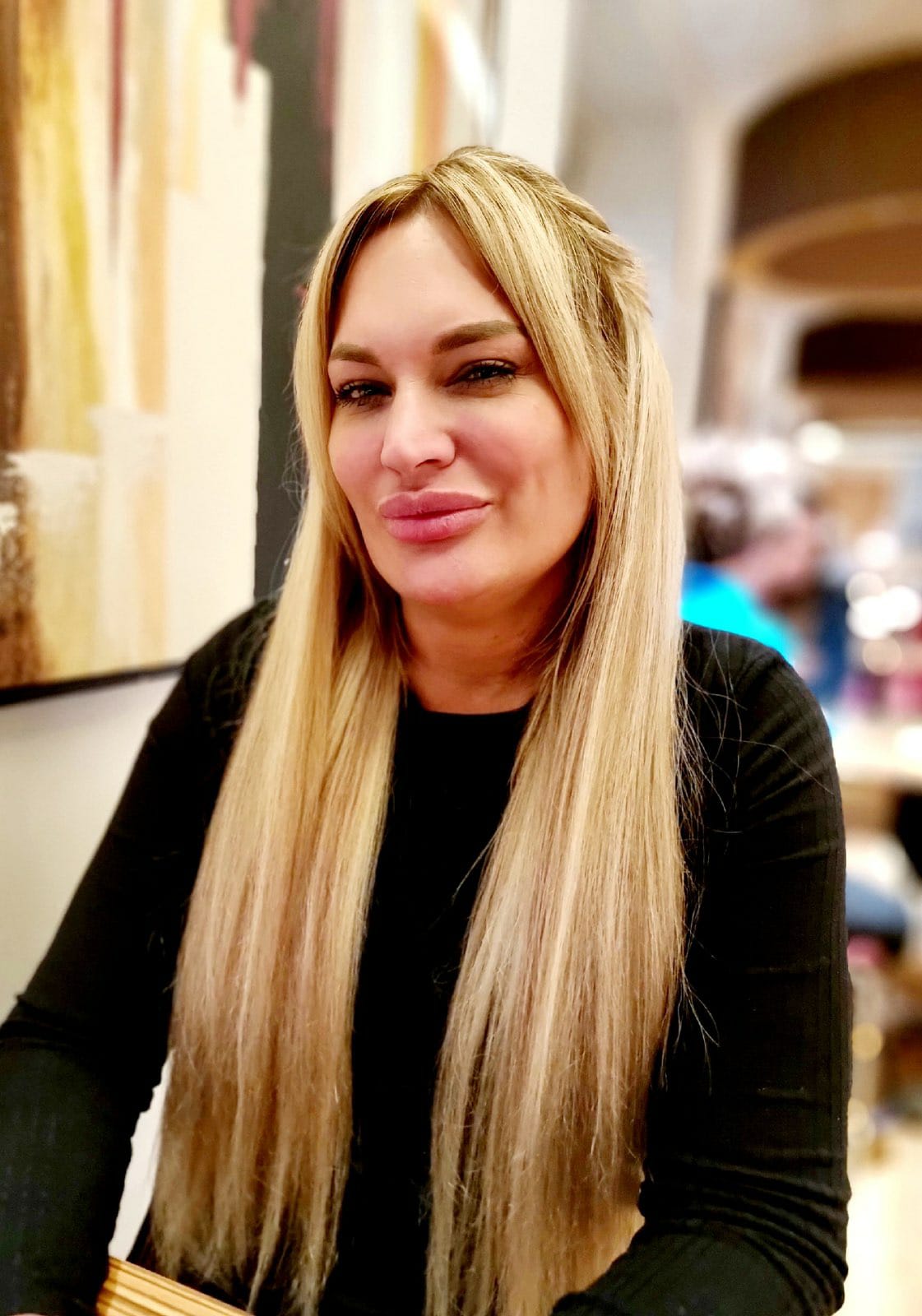 Universal European 100% Human Hair Extensions 105g - Full Pack - 22,24 and 26 inch