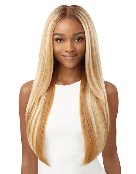Outre Perfect Hairline Tatienne 26" Synthetic 13x6 HD Lace Wig