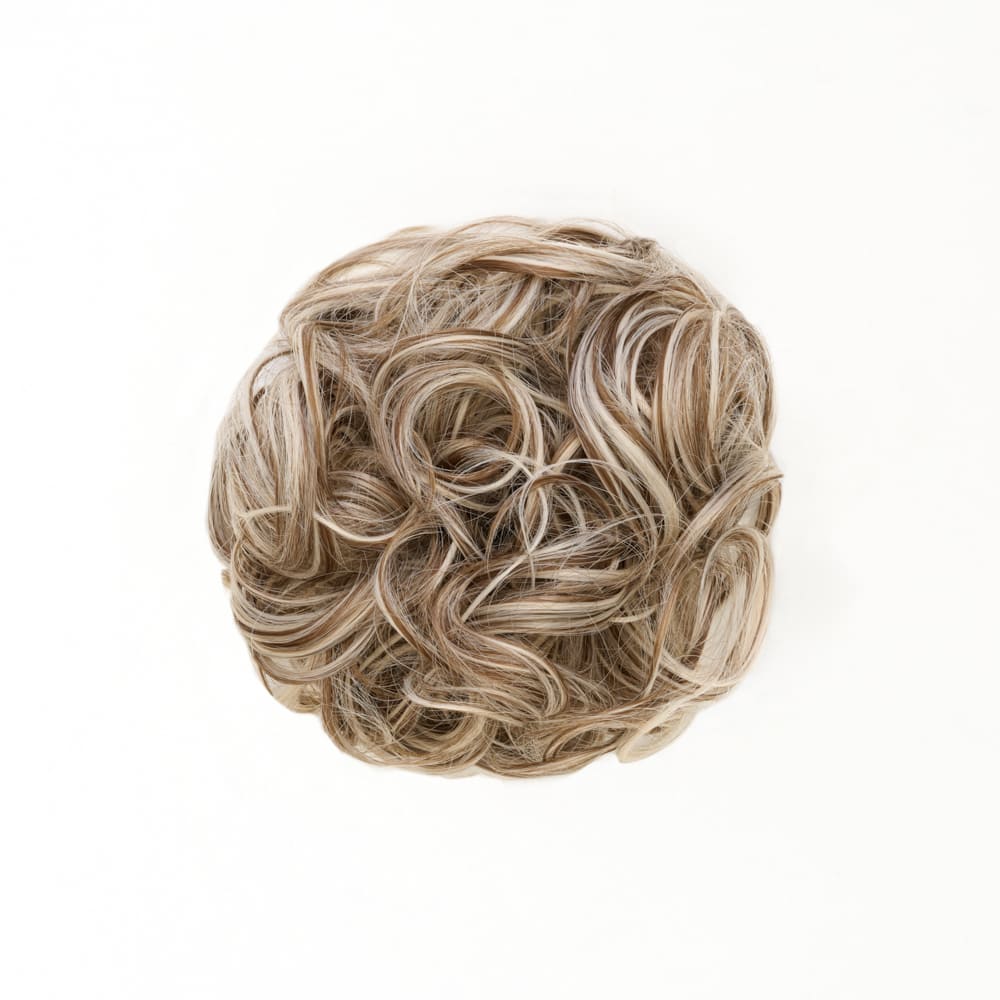 STRANDED HEAT RESISTANT CURLY MESSY BUN