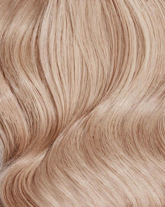 BW Flat Blonde Bombshell