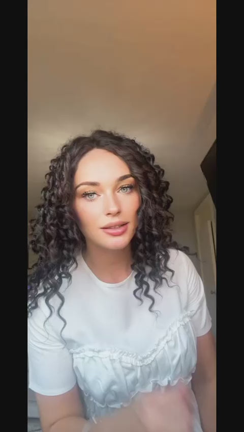 Echo "Bobbi" Lace Front Synthetic Wig